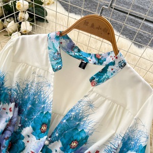 Robe de bureau élégante pour femme, à manches longues, à la taille cintrée, à la coupe évasée, à fleurs, col en V - Product Image 4