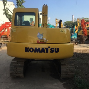 Mini-excavatrice Komatsu PC60 d'occasion de 6 tonnes, marque japonaise, très demandée, prix abordable, faible nombre d'heures de fonctionnement - Product Image 6