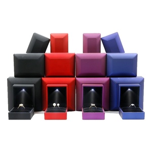 Plastic Jewelry Box Golden with <b>Led</b> Light Jewelry Spray Paint Box <b>Led</b> Custom Color Jewelry Box <b>Led</b> - Product Image 2