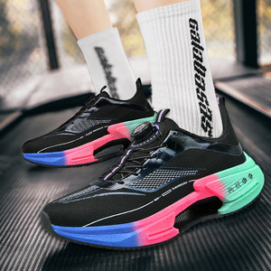 Calzado Deportivo de Verano Transpirable, Moderno y de Alta Calidad, con Placa de Carbono para Amortiguación, Antideslizante, con Ventilación y Masaje - Product Image 1