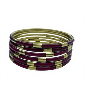 Bracelets manchette unisexes en laiton plaqué or et résine, faits à la main, pour mariage, bijoux tendance avec micro-incrustations - Product Image 3