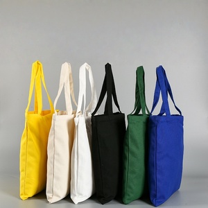 กระเป๋าผ้าแคนวาสขนาดกลาง พิมพ์ลายสตรอว์เบอร์รี สไตล์เกาหลี รักษ์โลก ความจุเยอะ  ออกแบบได้ตามต้องการ ขายส่ง - Product Image 3