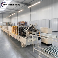 Ligne de formage à froid entièrement automatique multi-tailles haute efficacité pour poteaux d'étagères, machine de fabrication de rails de rayonnages avec roulement