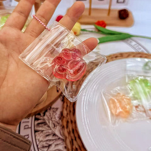ของเล่นบีบอัดรูปอุ้งเท้าแมวสีทองใหม่ บรรเทาความเครียดและระบายอารมณ์ ของขวัญจี้คริสตัลสำหรับนักเรียน - Product Image 5