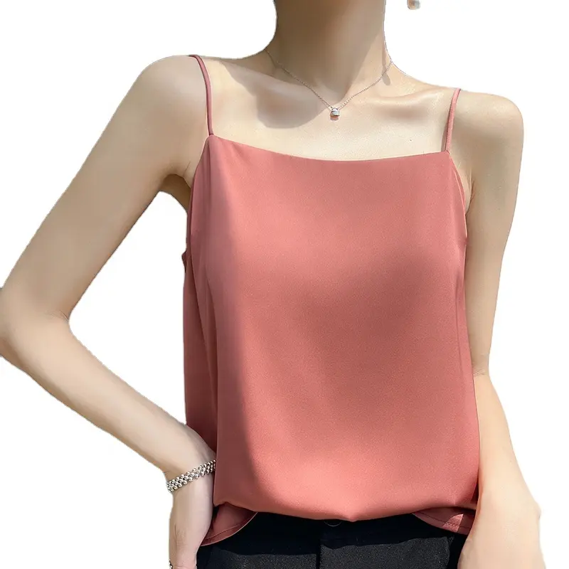 Desain gaya manis 2024baru rompi suspender gaya pendek ice silk atasan tanpa lengan menunjukkan pakaian rajut wanita tipis