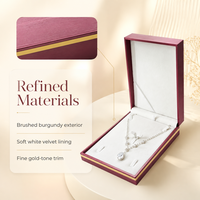 Boîte cadeau en cuir brossé rouge avec doublure en velours blanc, étui personnalisé pour collier, bague et boucles d'oreilles pour présentation