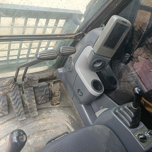 รถขุด CAT 336D ขนาด 36 ตัน สภาพดี พร้อมบุ้งกี๋ขุดขนาด 1.8 ลูกบาศก์เมตร รถขุดตีนตะขาบ CAT 336D มือสอง - Product Image 5