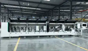 Borda automática completa linear da mobília do armário Painéis à base de madeira Máquinas para fábrica