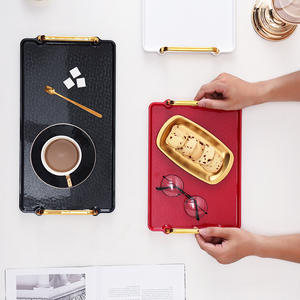 Plateau en <span class=keywords><strong>plastique</strong></span> de luxe léger d'approvisionnement direct d'usine pour la tasse d'eau thé fruits dîner motif de plante salon plats et assiettes - Product Image 1