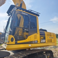 Excavatrice sur chenilles d'occasion Komatsu PC220-8 à faible nombre d'heures de fonctionnement avec moteur Komatsu SAA6D107E-1