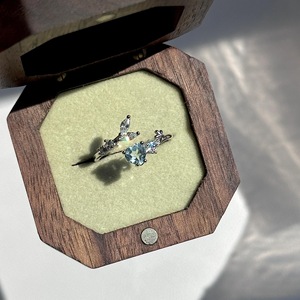 Anillo de Plata Pura S925 con Incrustaciones de Diamantes Azul Marino, Anillo de Dedo Hermoso de Alta Gama, Hecho a Mano, Personalizado, Estilo Único y Dulce - Product Image 2