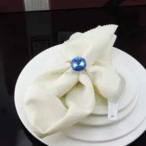 뜨거운 판매 우아한 크리스탈 다이아몬드 냅킨 링 웨딩 장식 및 선물