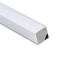Profilé d'angle en aluminium LED personnalisé pour fabricant, profil rond en PVC pour bande LED, échantillon de profil linéaire LED