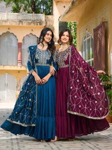 Vestido Anarkali Largo de Georgette Étnico Bordado Color Granate, Marca Unity Luxure Premium, con Dupatta, Ideal para Bodas y Fiestas - Product Image 3