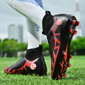 Nouvelles chaussures de football confortables pour jeunes et adolescents, chaussures de sport à tige basse pour intérieur et extérieur. - Product Image 2