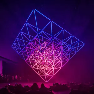 Bar ve gece kulübü dekorasyon asansör motoru kinetik üçgen matris ışık