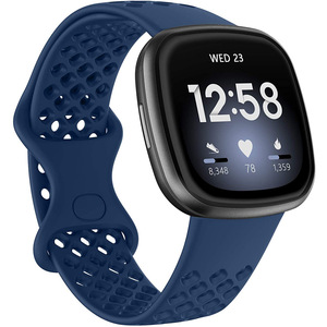 适用于 <span class=keywords><strong>Fitbit</strong></span> <span class=keywords><strong>Versa</strong></span> <span class=keywords><strong>3</strong></span> 4 Sense 2 的穿孔硅胶表带 透气运动表带 柔软 TPU 腕带 OEM 定制智能手表 - Product Image 5