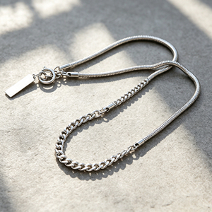 Collier en acier inoxydable à chaînes mixtes, chaîne serpent et chaîne gourmette, fermoir à ressort à bascule, chaîne de clavicule minimaliste 1189 - Product Image 2