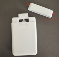 Flacon de poche en plastique de parfum transparent blanc de 20ml avec flacons à pompe antidérapants pour pulvérisateur de carte de crédit