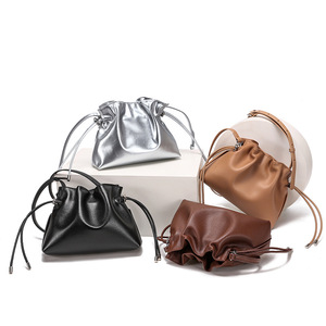 Sac bandoulière en cuir de vachette à cordon unique, tendance et polyvalent, nouvelle collection été 2026, style <span class=keywords><strong>flamenco</strong></span>, sac porte-bonheur, best-seller pour <span class=keywords><strong>le</strong></span> commerce international - Product Image 4