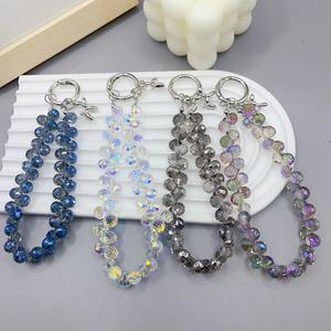 Chaîne de téléphone clignotante à la mode mode Simple dragonne fraise cristal lanière 2024 accessoires sac porte-clés - Product Image 3