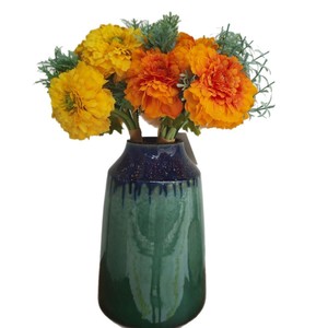 Ramo de Flores Artificiales de Seda, Arreglo de Crisantemos y Caléndulas para Decoración de Sala de Estar y Escritorio - Product Image 4