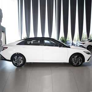 2023 Beijing para Elantra White Compact Luxury Car 1.5L 115hp L4/1,4 T 140HP L4 Gasolina CVT Cuatro puertas Cinco plazas Sedán izquierdo - Product Image 3