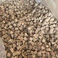 Cubes de foie de bœuf lyophilisés pour chiens et chats, riches en fer et en vitamine A, sans céréales, riches en protéines, friandise naturelle à mâcher pour animaux de compagnie