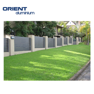 Panneaux de lamelles d'aluminium Clôture <span class=keywords><strong>composite</strong></span> Clôture de confidentialité Clôture de sécurité décorative en aluminium Métal <span class=keywords><strong>pour</strong></span> l'extérieur Clôture à <span class=keywords><strong>lame</strong></span> personnalisée - Product Image 6
