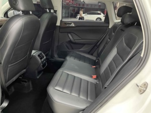 Mini SUV <span class=keywords><strong>de</strong></span> <span class=keywords><strong>segunda</strong></span> <span class=keywords><strong>mano</strong></span> para <span class=keywords><strong>Volkswagen</strong></span> Tharu 2021 280tsi 2wd gasolina coche usado 1,4 T vehículos todoterreno urbanos <span class=keywords><strong>de</strong></span> <span class=keywords><strong>marca</strong></span> pequeña - Product Image 4
