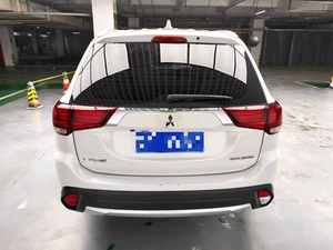 <span class=keywords><strong>Mitsubishi</strong></span> <span class=keywords><strong>Outlander</strong></span> 2.0L 2WD Glory Edition 5 places, conduite à gauche : un best-seller sur le marché des voitures d'occasion en Chine - Product Image 6