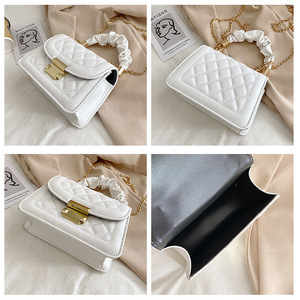 Sac à bandoulière coréen 2026 en treillis, petit sac messager carré pour femme avec chaîne, sac à main en PU pour femme, vente en gros - Product Image 3
