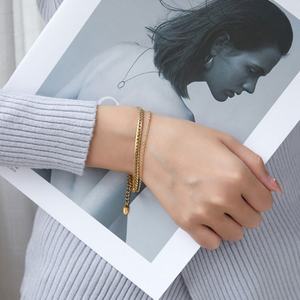 Pulsera de Cadena de Serpiente de Acero Inoxidable de Lujo, Personalizada, Antideslustre, Impermeable, Chapada en Oro de 14k y 18k, al por Mayor, para Mujer - Product Image 4