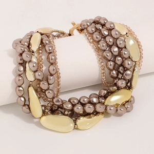 שרשרת פנינים רב שכבתית בציפוי זהב ורוד של אמיליה, מתנה לנשים - Product Image 3