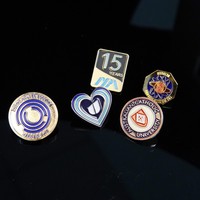 Pin de Esmalte de Gimnasia con Purpurina Morada, Pin de Esmalte Personalizado para Premios de Gimnasia, Precio de Fábrica, Pins de Esmalte para Regalo de Equipos de Gimnasia