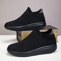 Chaussures de sport respirantes à plateforme pour femmes, avec empeigne en maille, soutien de la voûte plantaire, amorti anti-fatigue, collection Printemps, toutes tailles OEM