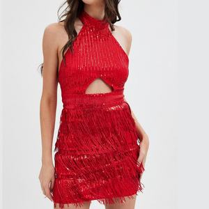 เดรสสั้นสีแดงประดับเลื่อมและพู่ห้อย คอ halter สำหรับผู้หญิง ขายดีช่วงซัมเมอร์ ดีไซน์เว้าหลัง เหมาะสำหรับงานปาร์ตี้และค็อกเทล พร้อมดีเทลการตัดเย็บแบบ cut out - Product Image 1