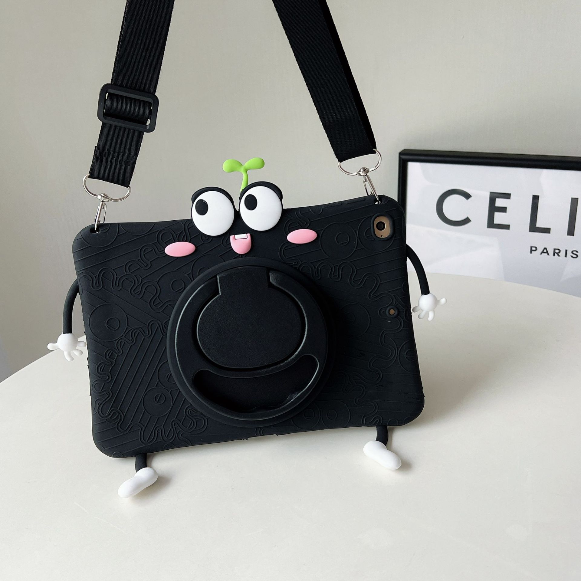 Susuwatari noir