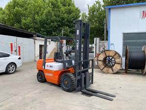 Heli Chariot élévateur 3 tonnes avec engrenage automatique 3 mètres de hauteur pour les restaurants et les ateliers de réparation de machines - Product Image 2