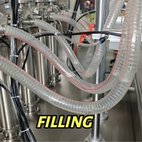 Machine de remplissage automatique de bouteilles pour eau, jus, sauce, huile de 250 ml à 1000 ml, avec machine de bouchage et convoyeur