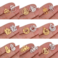 Breloques et pendentifs DIY de Noël en acier inoxydable, motifs sapin de Noël, bonhomme de neige, camion, couronne, Père Noël, pour la fabrication de boucles d'oreilles et fournitures de bijoux