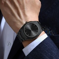 Accessoires créatifs de montre intelligente à quartz à texture arabe haut de gamme Options de couleurs multiples pour les hommes d'affaires