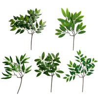 Petites plantes artificielles en plastique recyclables, feuilles d'eucalyptus, branche, décoration d'intérieur respectueuse de l'environnement, paquet multi-pièces pour bureau