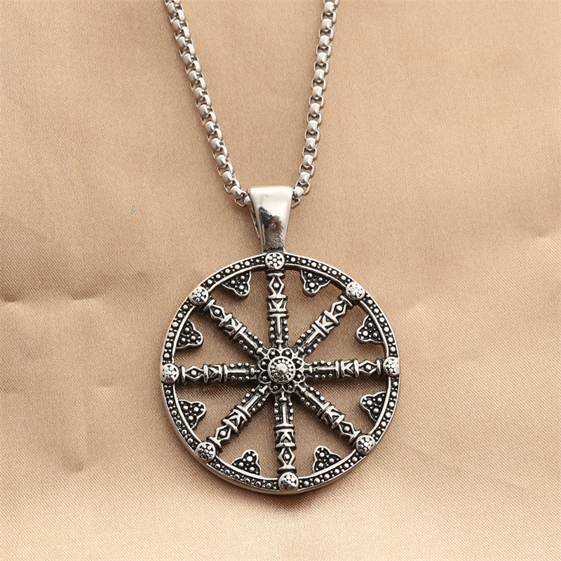 Silver pendant (without chain)