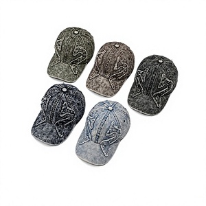 Boné de Beisebol de Algodão Lavado com Borda Desfiada e Desgastada, Bordado de Patch em Formato de Cobra com Borda Bruta, Estilo Retrô, Ajustável, Casual para Uso Externo e Proteção Solar - Product Image 3