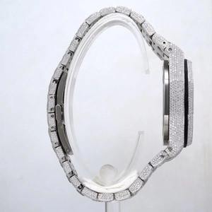 Reloj de Acero Inoxidable con Diamantes VVS de Primera Calidad, con Indicador de Fecha, para Fiestas y Bodas, Disponible al Mejor Precio - Product Image 3