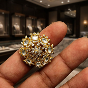Anillo de Cóctel Ajustable de Lujo Chapado en Oro con Diamantes Americanos Florales para Mujer |   Anillo de Zirconia Cúbica AAA | - Product Image 1