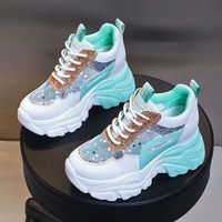 Sepatu Sneakers Platform Kasual Xuanhui Musim Panas Model Baru, Tebal, Berbahan Jaring Bernapas, dan Meningkatkan Tinggi Badan