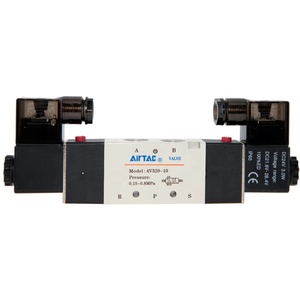 Auténtica válvula solenoide de combustible eléctrica <span class=keywords><strong>Airtac</strong></span> 4V200 serie 4V210-06 4V230P-<span class=keywords><strong>08</strong></span> en Stock piezas neumáticas - Product Image 1