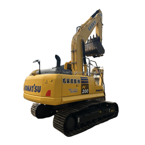 Excavatrice sur chenilles Komatsu PC200-8 d'occasion, 20 tonnes, marque japonaise, équipement de construction d'origine, pompe à engrenages, excellent état - Product Image 1